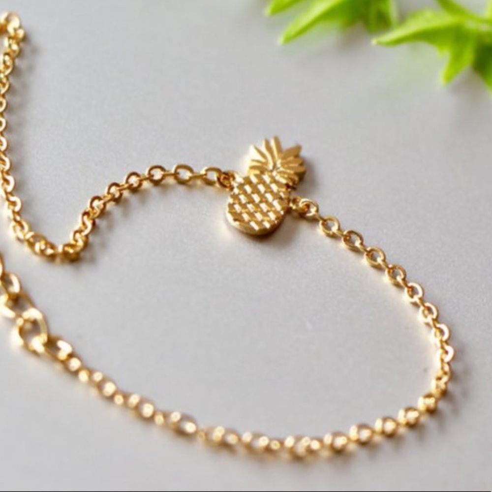 Minimalist Pineapple Charm Bracelet-GOLD